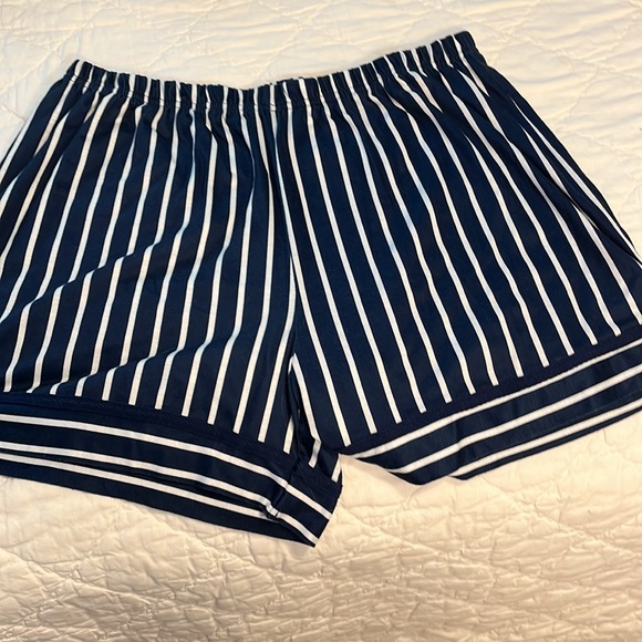 Nautical 2 piece summer PJs🛳 - Picture 2 of 3